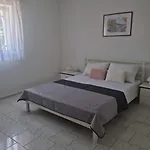 Lara Casa de hóspedes Medulin